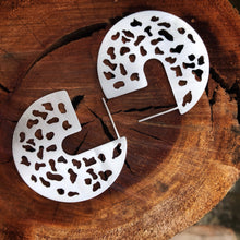 Load image into Gallery viewer, Zawula - Earrings