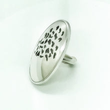 Load image into Gallery viewer, Zawula - Shield Ring
