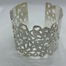 Load image into Gallery viewer, Zawula - Cuff