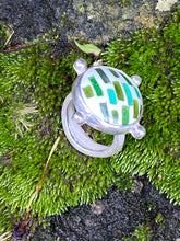 Load image into Gallery viewer, Cloisonné Green Line