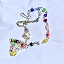 Load image into Gallery viewer, Cloisonné Opalescent Enamel Floral Heart