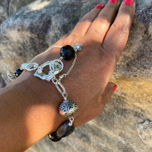 Load image into Gallery viewer, Liquid Silver Bracelet - Onyx