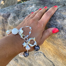 Load image into Gallery viewer, Liquid Silver Bracelet - White Barogue Pearl and Dark Agate Bead